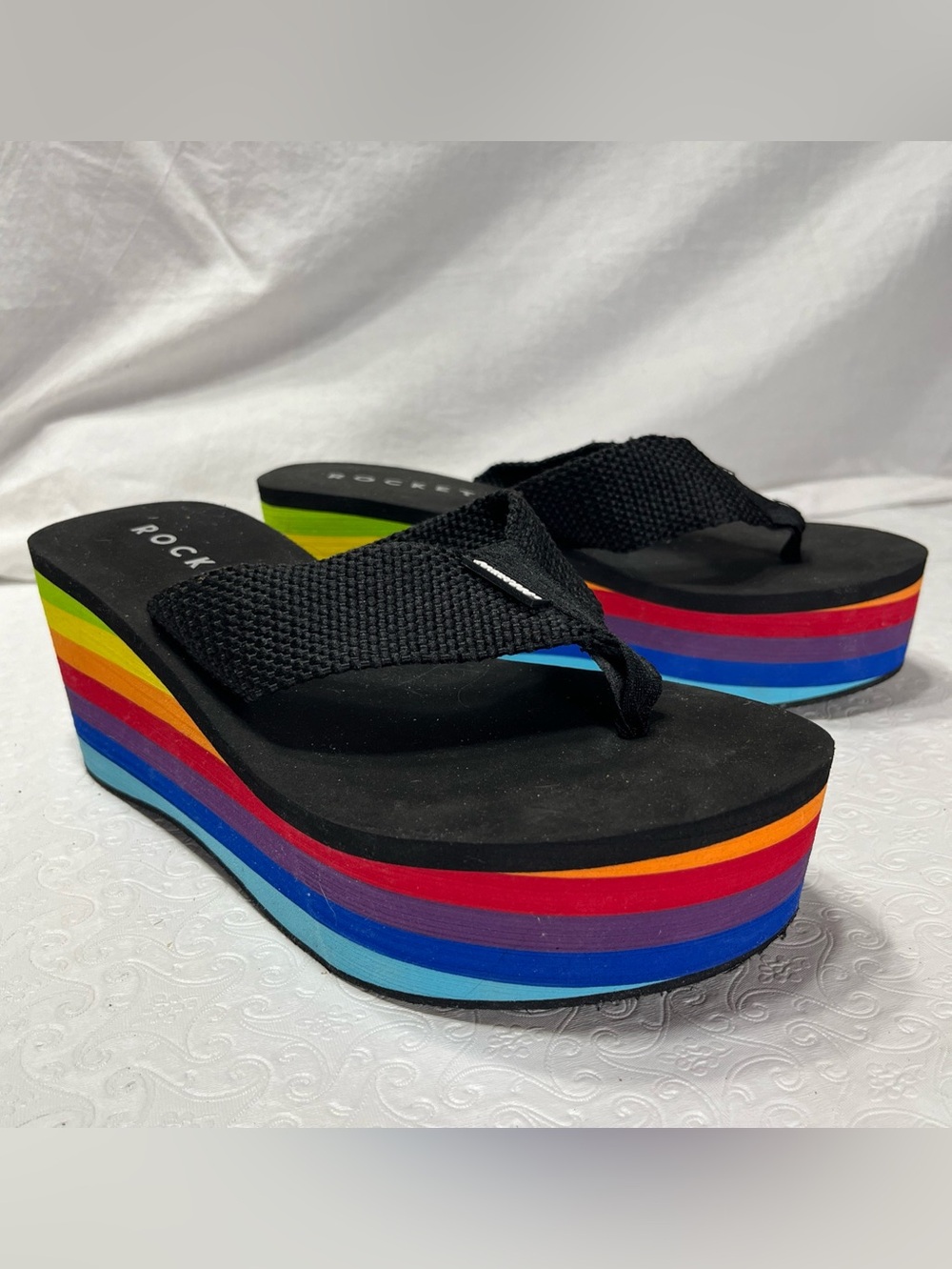 Rocket Dog Womens 10 Platform Thong Sandal Rainbow Black Slip On Shoes Gay Pride